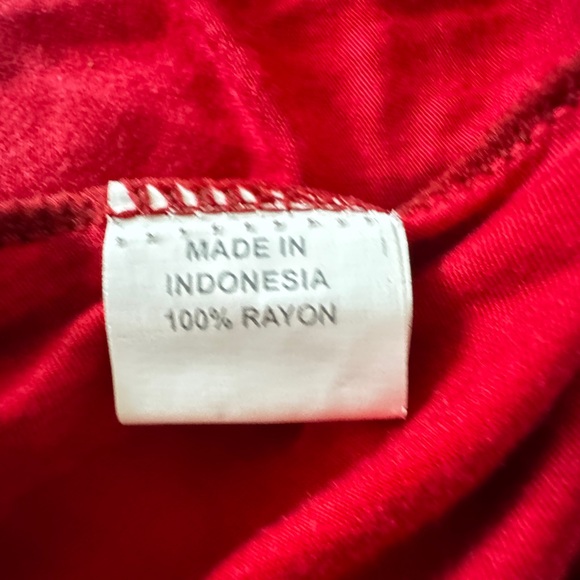 Red t-shirt dress - Picture 5 of 7